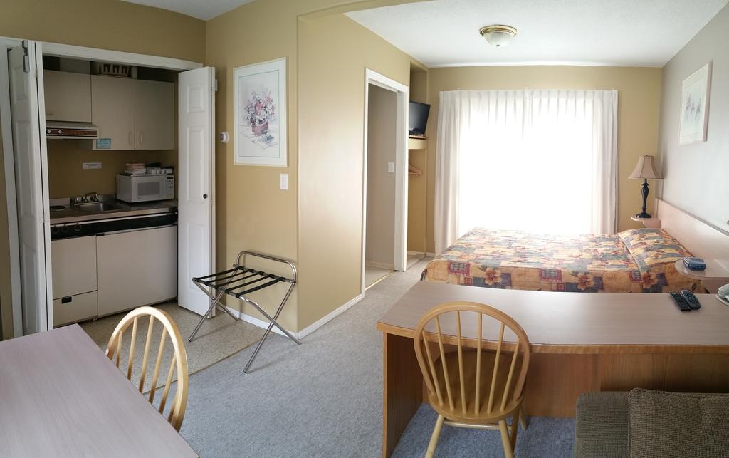 Drummond Lodge Williams Lake Bagian luar foto