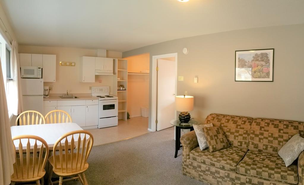 Drummond Lodge Williams Lake Bagian luar foto